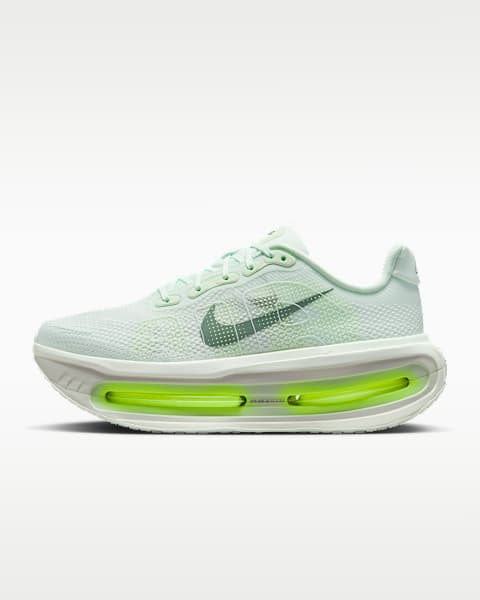 Nike Vomero Premium Road Running Shoes. Nike JP